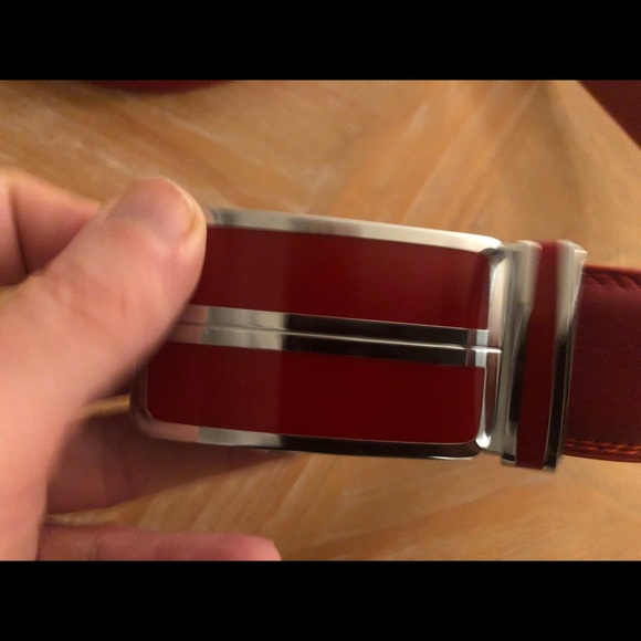 BNWT Luxurious Automatic PWR Red Ratchet Belt!! - Picture 11 of 16